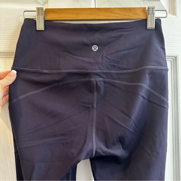 Lululemon Anew Crop 21" leggings in navy size 6 - Picture 7 of 10